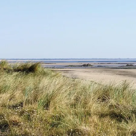 Lovely In Vakantiehuis Saint-Germain-sur-Ay